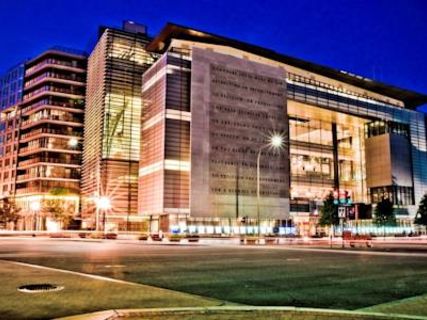 評価＆レビュー付きワシントンDC, United StatesのChurchill at Newseum ...